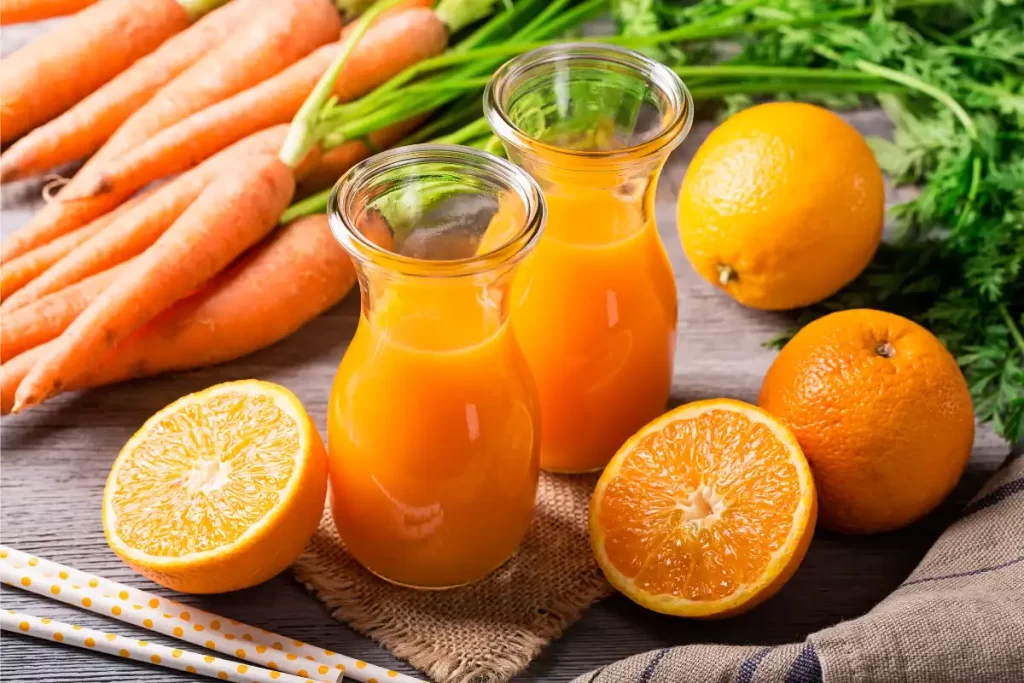 Descubra 7 motivos para você consumir o suco de laranja com cenoura, como fazer esse receita para que serve e os benefícios do suco de cenoura com laranja. 