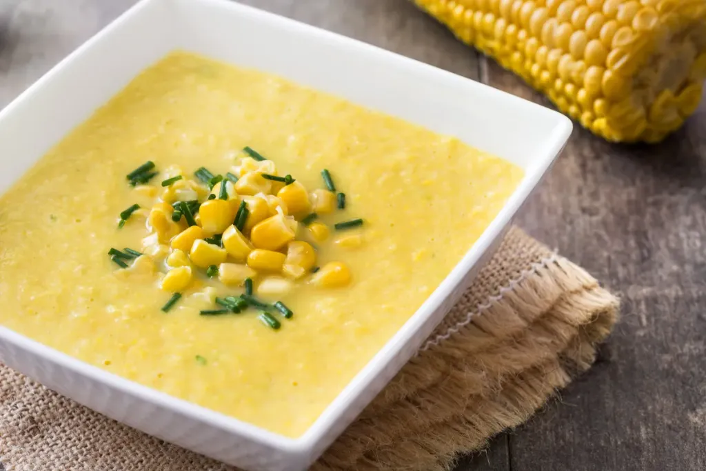 Receita de caldo de milho verde: um clássico mineiro para dias frios